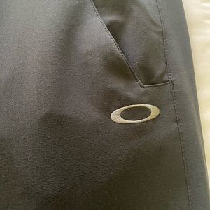 Men’s Oakley golf pants